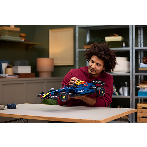 LEGO® Technic 42206 Oracle Red Bull Racing RB20 F1 Car