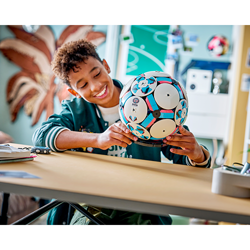 LEGO® Editions 43019 Soccer Ball