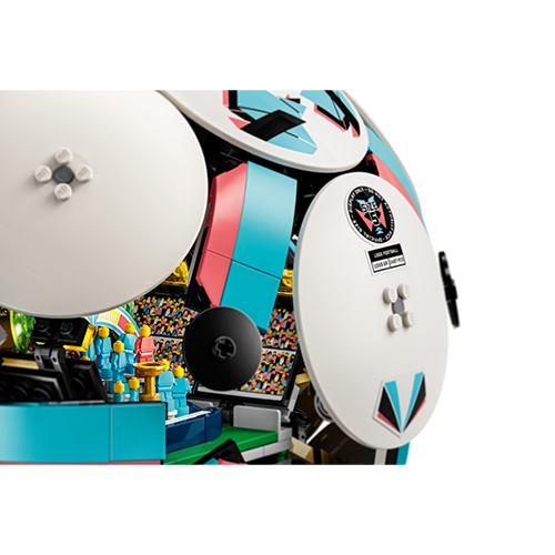 LEGO® Editions 43019 Soccer Ball