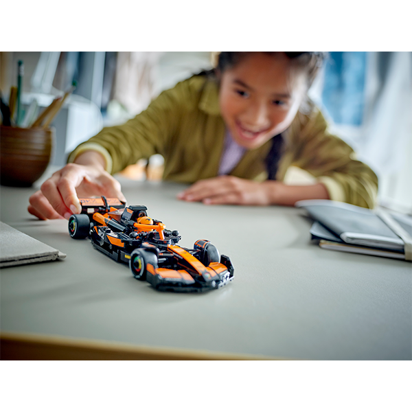 LEGO® Speed Champions 77251 McLaren F1® Team MCL38 Race Car