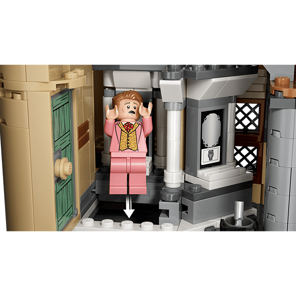 LEGO® Harry Potter™ 76473 Hogwarts Castle - East Wing