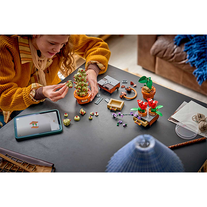 LEGO® Harry Potter™ 76474 Hogwarts™ Herbology Plants