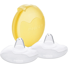 Medela Contact Nipple Shields and Case - 2 x 24mm
