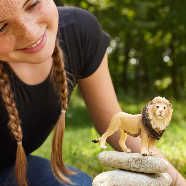 Schleich Wild Life Lion Figurine