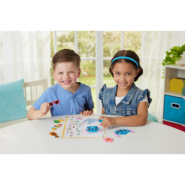 Aquabeads -  Stitch Keyring Craft Set