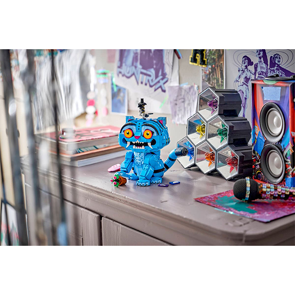 LEGO KPop Demon Hunters 72537 Derpy Tiger and Sussie Bird