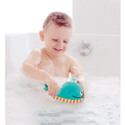 hape-bubbleblowingwhale-bath