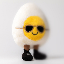 jellycat-amuseablesboiledeggchic-stand