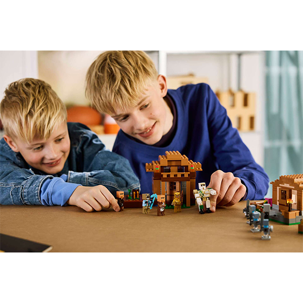 LEGO® Minecraft® 21596 Evoker Village Attack