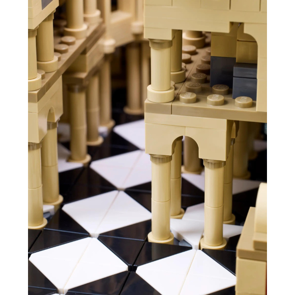 lego-architecture-notredame-arch