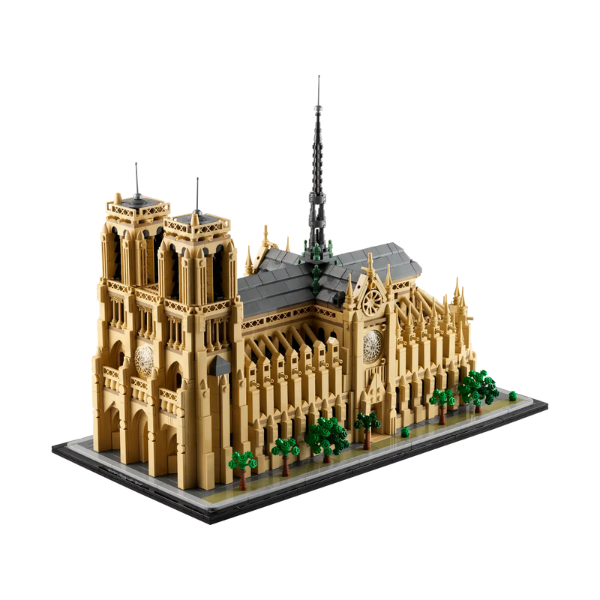 lego-architecture-notredame-full