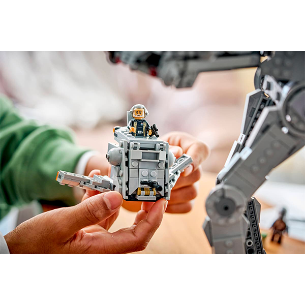 LEGO Star Wars 75454 Imperial Remnant AT-AT with INT-4