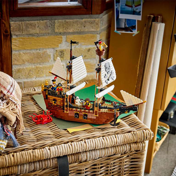 LEGO® Creator 3-in-1 31387 Iconic Pirate Ship