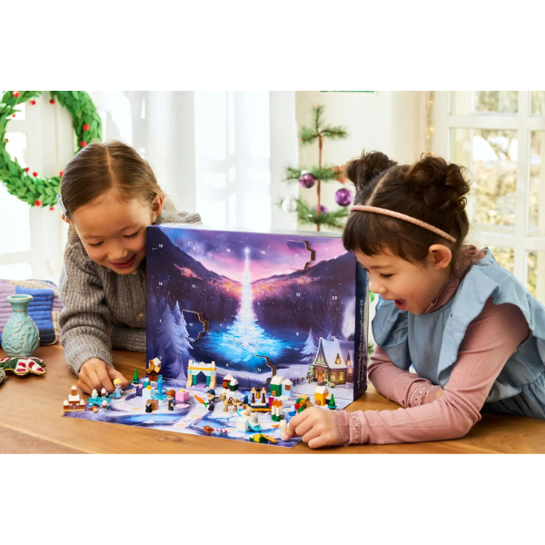 lego-disneyadventcalendarfrozen2025-play