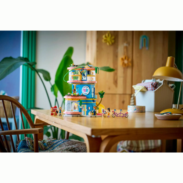 LEGO® Friends 42689 Heartlake City Friends Club House