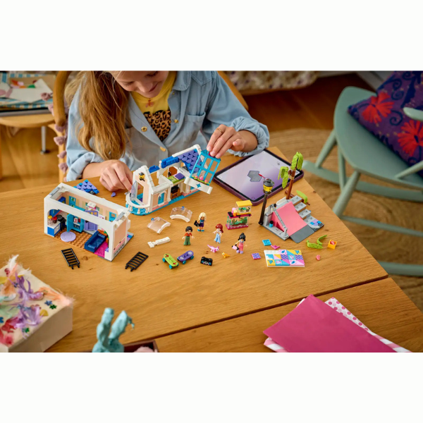 LEGO® Friends 42687 Liann's Family House