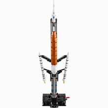 LEGO® Technic™ 42221 NASA Artemis Space Launch System Rocket