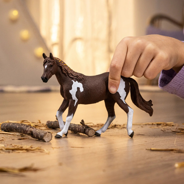 schleich-painthorsemare-play