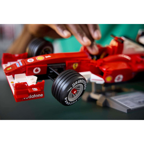 LEGO® ICONS™ 11375 Ferrari F2004 & Michael Schumacher