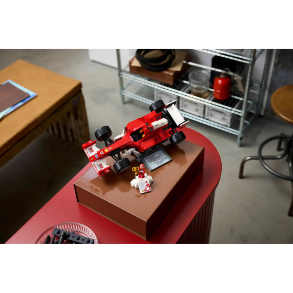 LEGO® ICONS™ 11375 Ferrari F2004 & Michael Schumacher