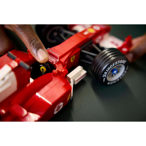 LEGO® ICONS™ 11375 Ferrari F2004 & Michael Schumacher