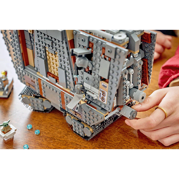 LEGO Star Wars 75453 Offworld Sandcrawler and Mudhorn
