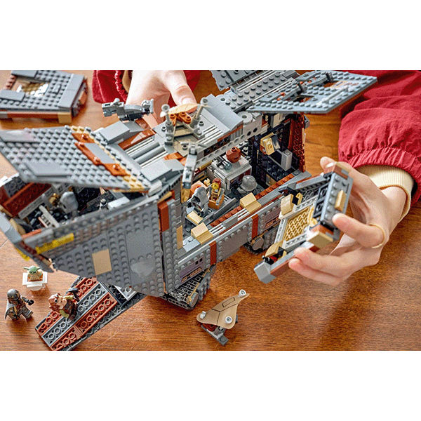 LEGO Star Wars 75453 Offworld Sandcrawler and Mudhorn