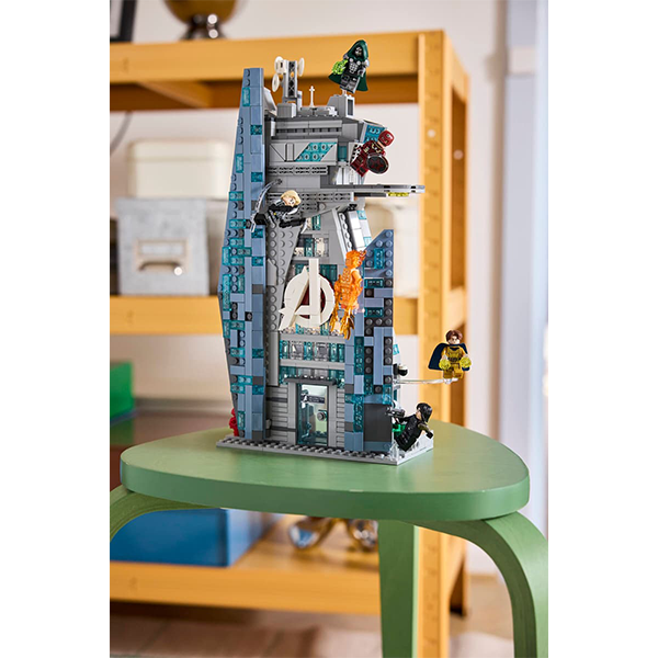 LEGO Marvel 76352 Avengers Doomsday New Avengers Tower