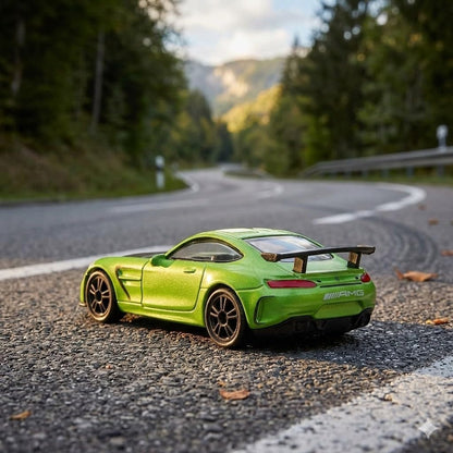 SIKU Mercedes-AMG GT4