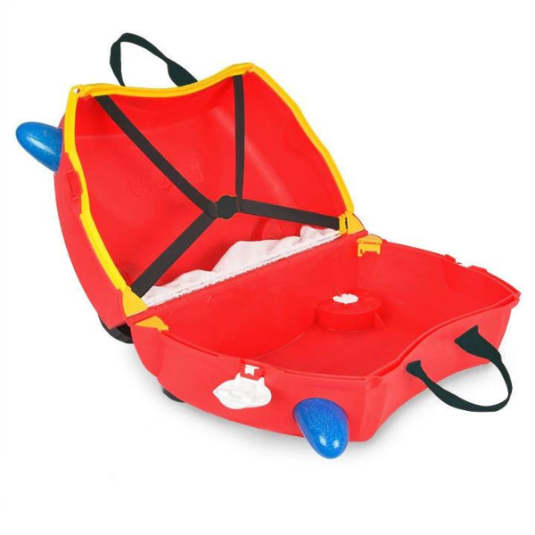 trunki-firetruck-open