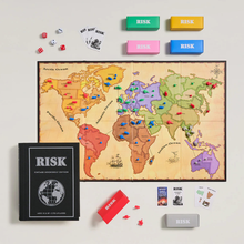 wsgames-riskvintagebookshelf-pieces