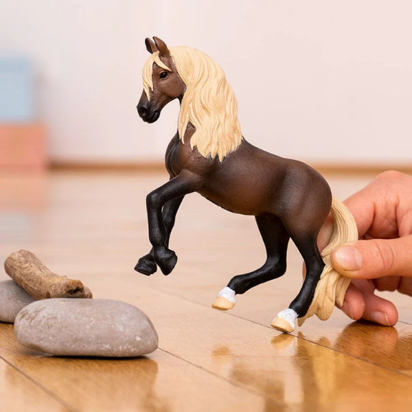 Schleich Peruvian Paso Stallion Figurine