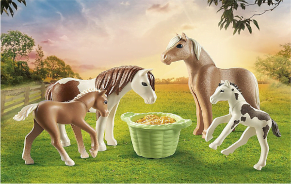 Playmobil Icelandic Ponies with Foals